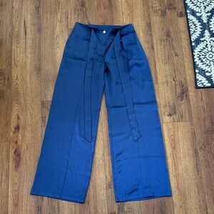 Silk Pants in navy blue
